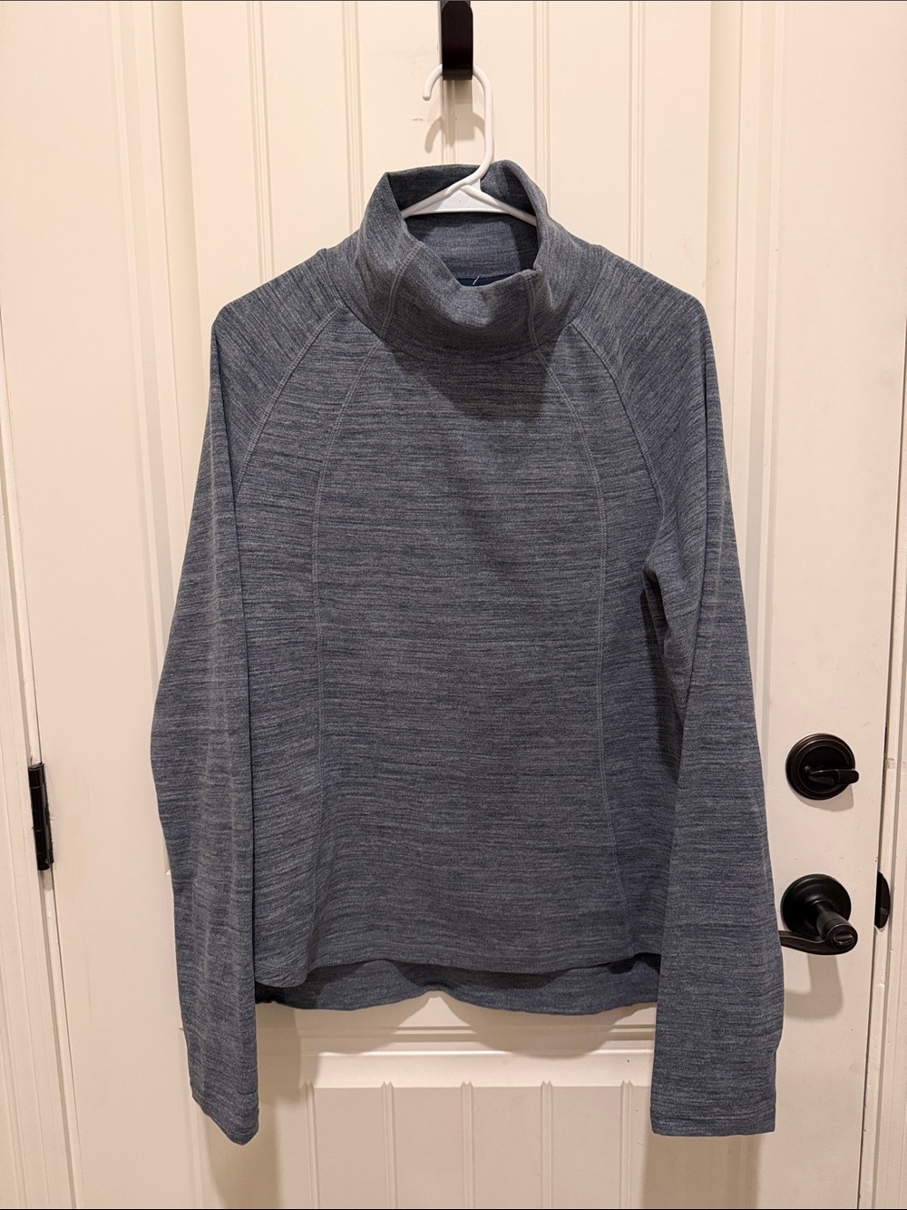 Cozy Women's grey Heathered Funnel Neck Sweater
